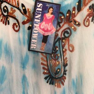 SUNFLOWER TUNIC   NWT